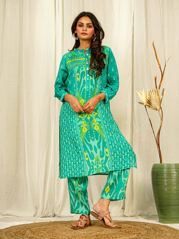 Green Muslin Ikat Printed Coord Set – Timeless Elegance & Effortless Comfort