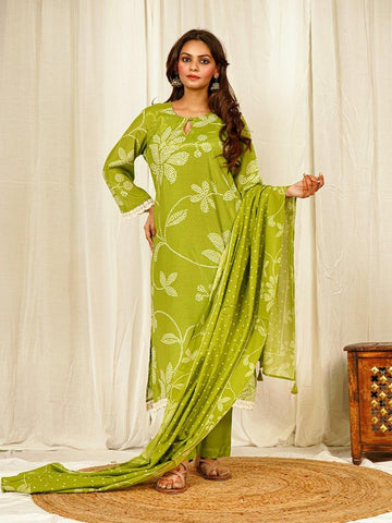Elegant Pear Green Bandhani Floral Printed Muslin Kurta Set with Handwork, Lace Trims