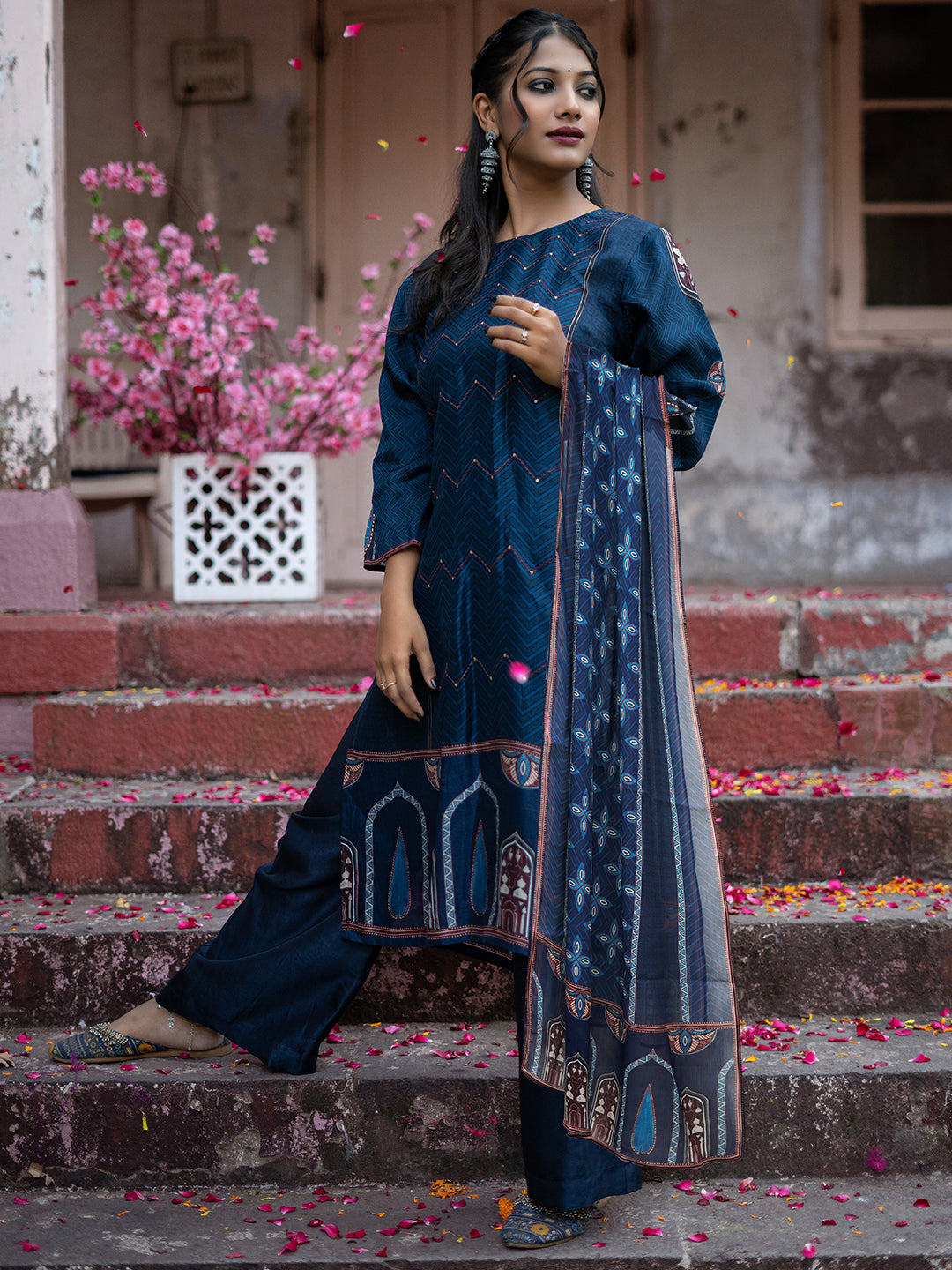 Mughal Door Art Kurta Set with Dupatta earthofab