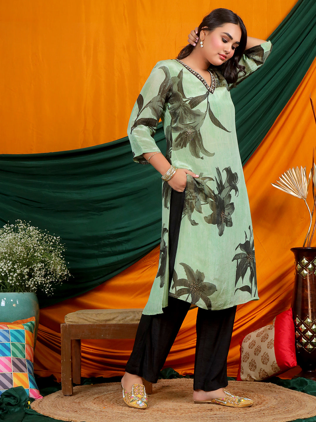 Flowar Printed Gold Jari Kurta Pant Set with Dupatta with Hand Work - Pista Green earthofab