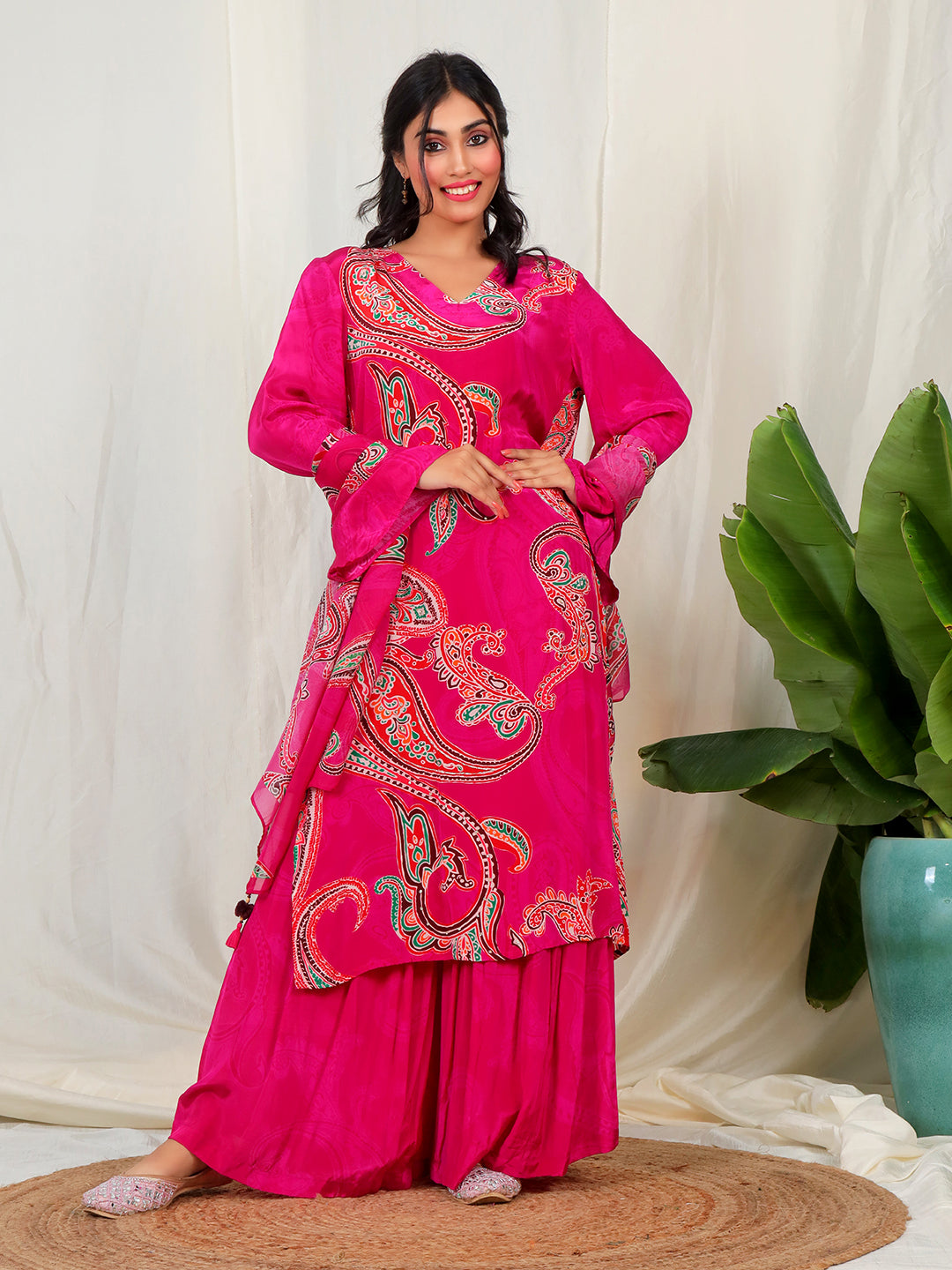 Bold Paisley Based Natural Crepe Kurta Plazzo Set with Hand Work - Pink earthofab