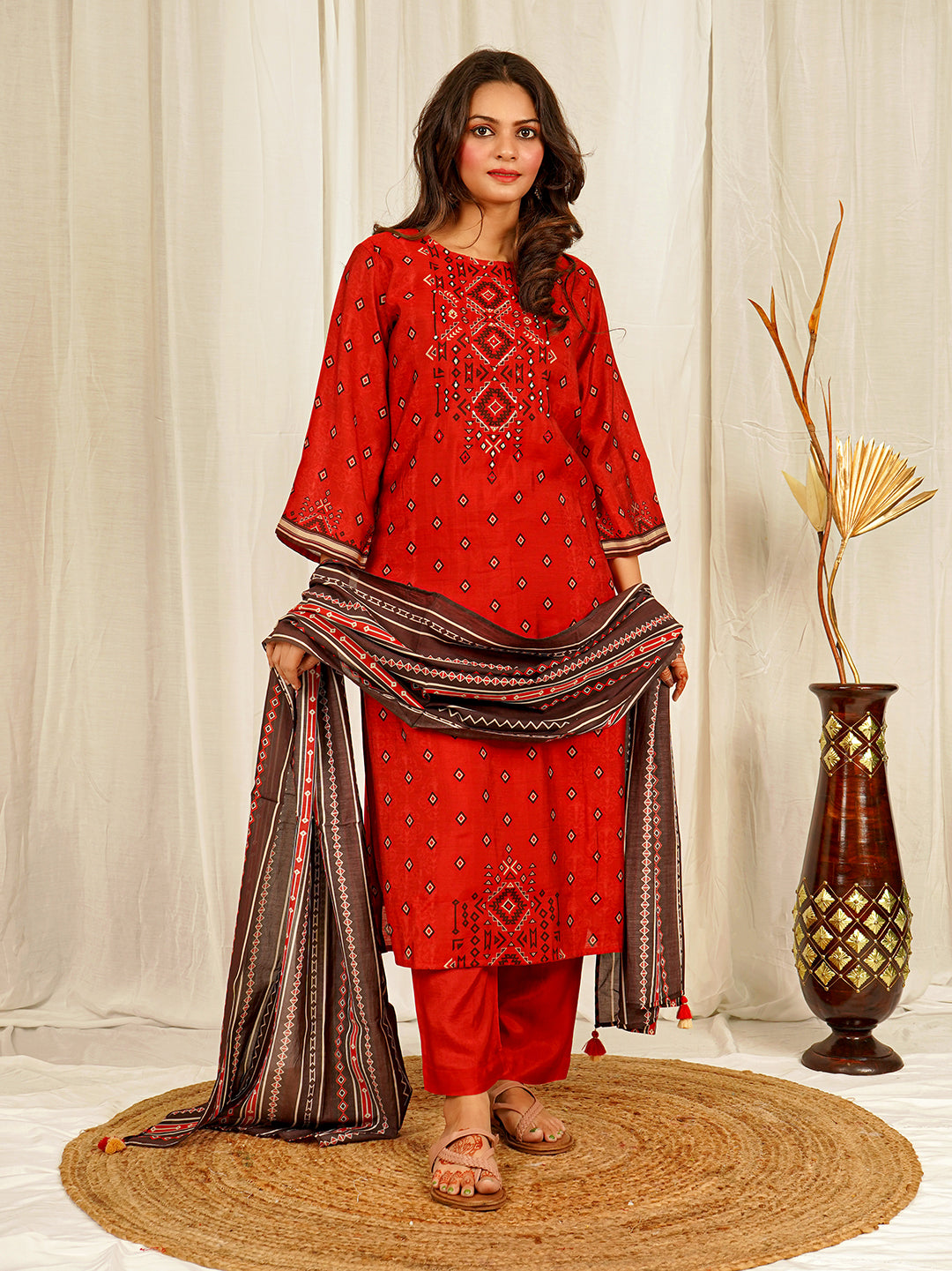 Geomatric Print Chanderi Kurta Pant Set with Dupatta with Hand Work - Red earthofab