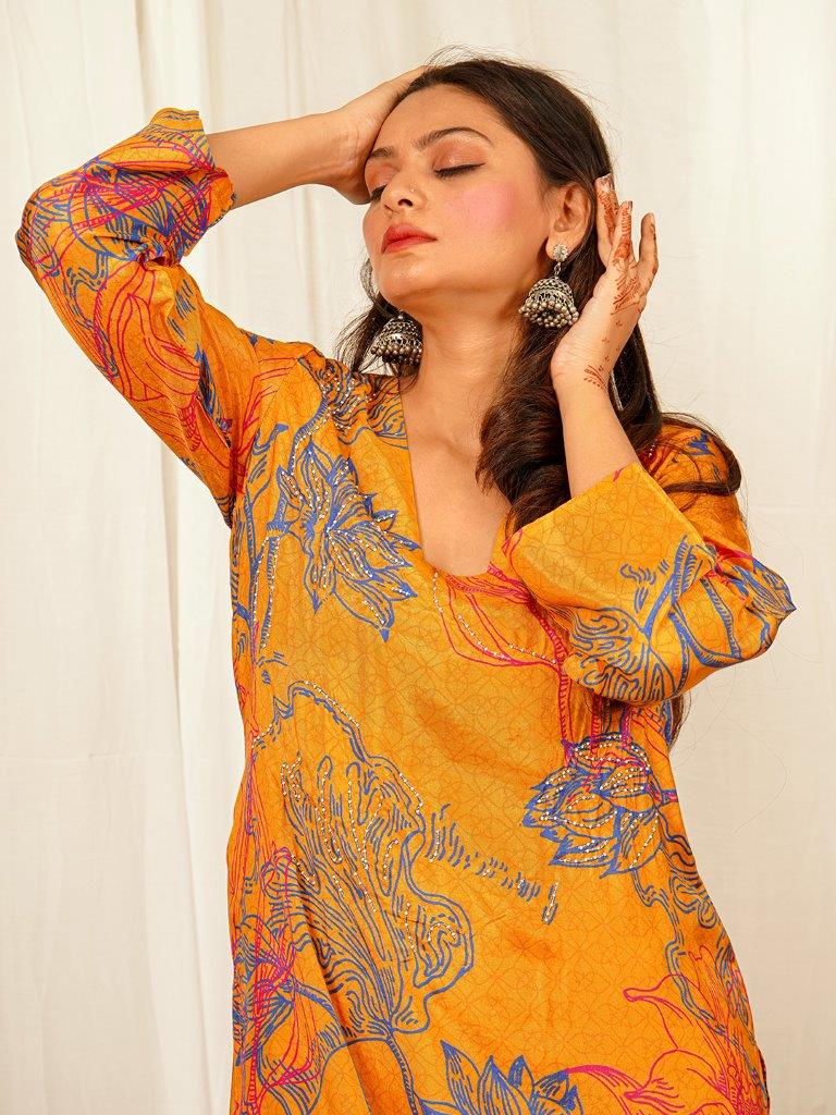 Floral Print Muslin Crepe Kurta Pant Set with Dupatta with Hand Embroidery - Orange earthofab