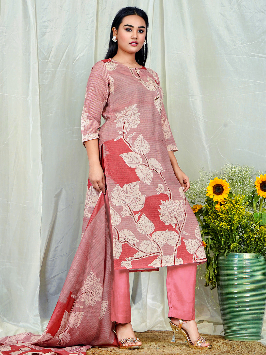 Rose Pink Lotus Print Kurta Set with Maroon Pants & Coordinated Dupatta
