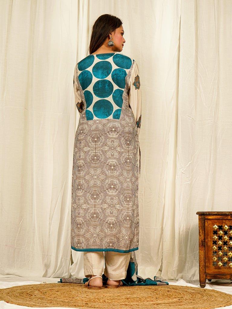 Bright Grey Geometric Print Muslin Crepe Kurta Set with Hand Detailing