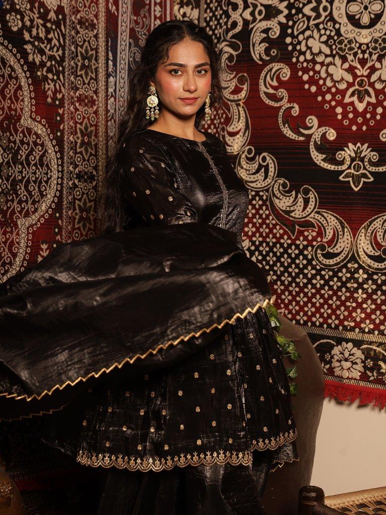 Timeless Black Zari Embroidered Short Anarkali Kurta Set with Scalloped Elegance