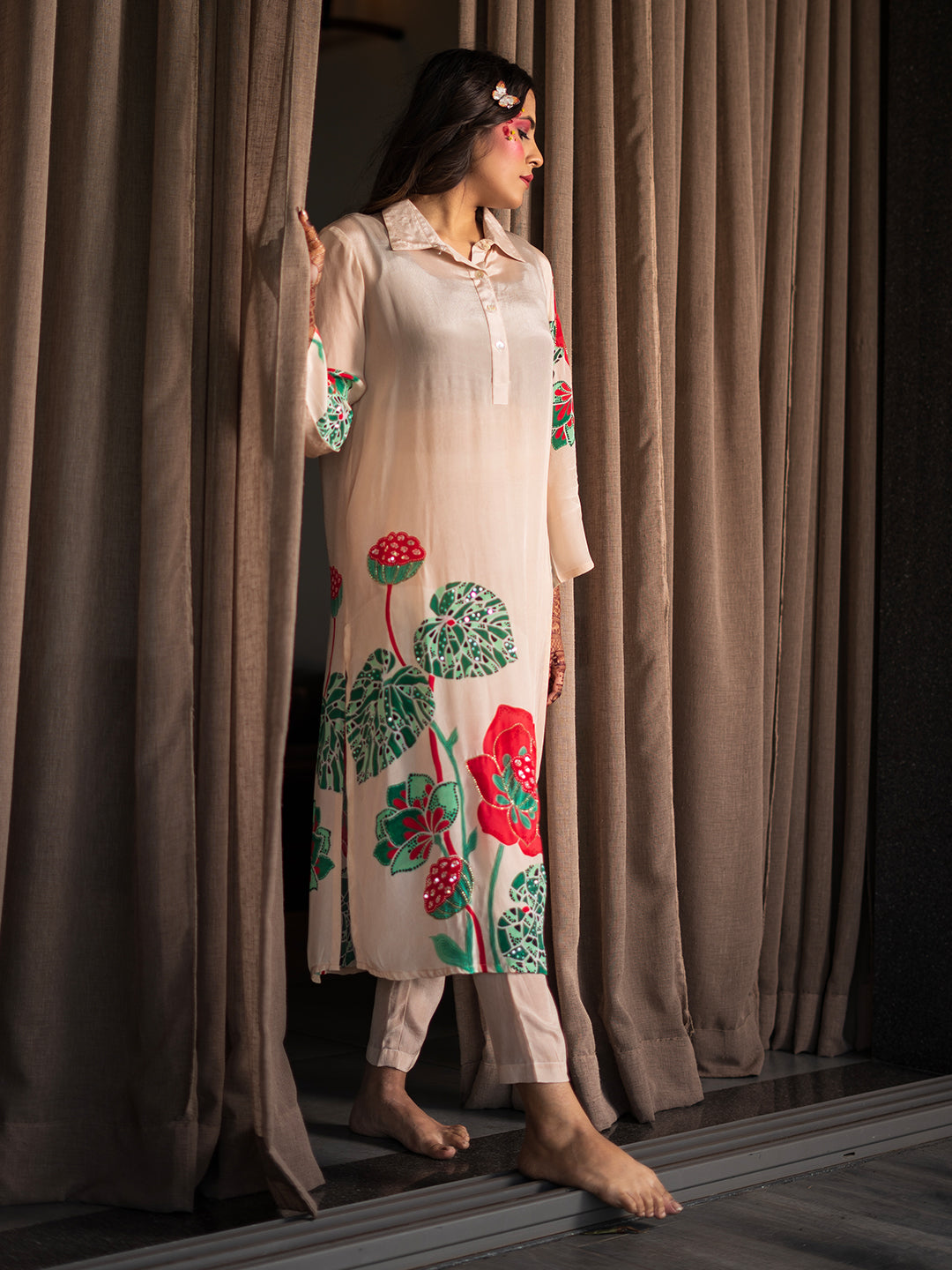 Red & Green Botanical Lotus Flower Print Beige Kurta Set earthofab